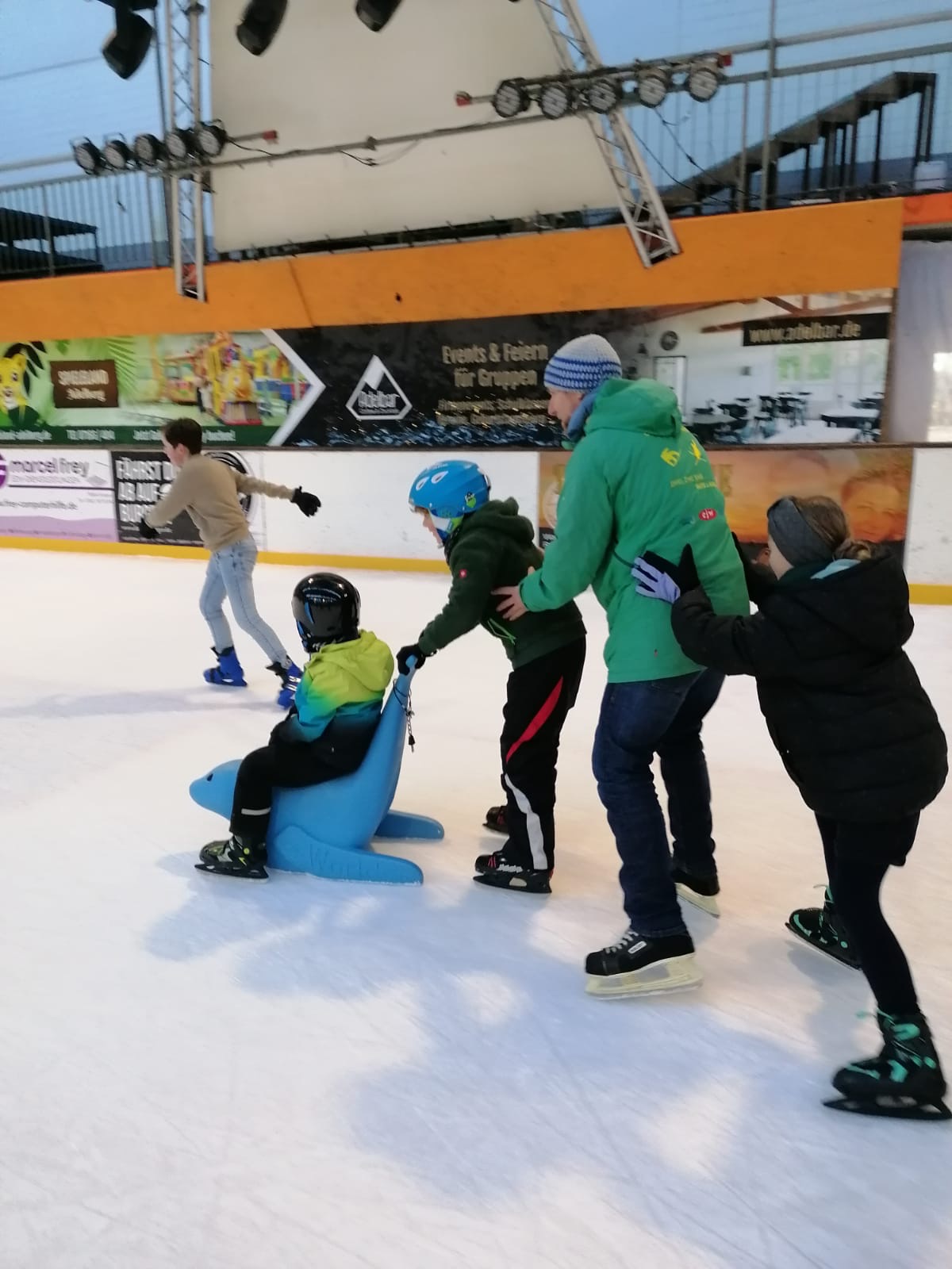 Familien on Ice – Familien Glanz Zeit